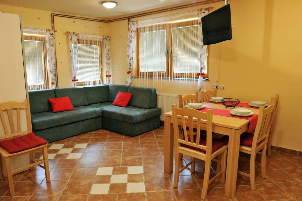 Apartma Marjetica Blejska Dobrava Exterior photo